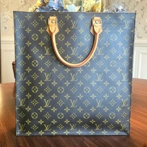 Louis Vuitton Sac Plat Monogram Tote With Dustbag